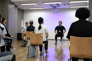 軽い運動をしながら頭のエクササイズができるコグニサイズに挑戦