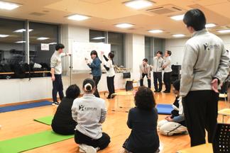 盛り上がったアイスブレイクの絵しりとり