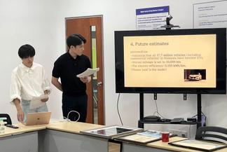 学生による発表(自動車産業のCO2削減)