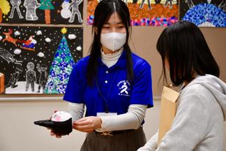 総合子ども学科学生によるキャンパスツアー