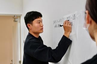 活発なディスカッションの様子