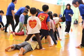 がんばれ！と学生も声かけ