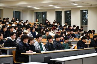 多くの3年生が参加しました