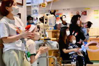 ジングルベルなどのクリスマスソングを一緒に歌いました