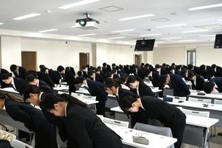 就活のための実践マナー講習