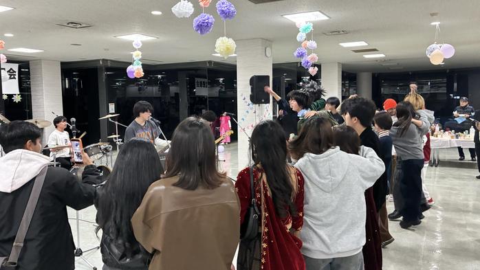 地域の皆さまと共に、世界とつながる笑顔の輪「2025 久留米大学国際交流懇親会」を開催