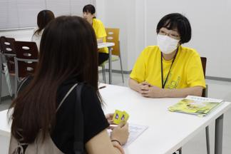 進路や学びについて教員と面談
