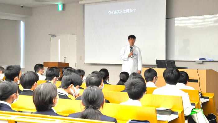 【医学部】明善高等学校が「医学の学び」と「医療の現場」を体験　