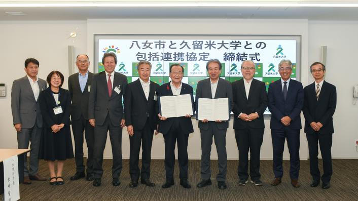 関係者で集合写真