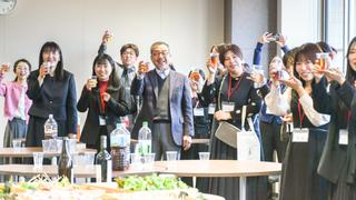 心理学研究科創設25周年記念修了生の集いを開催