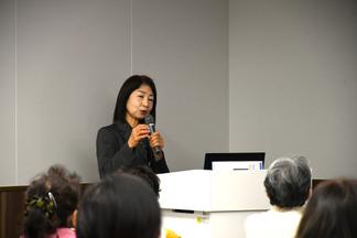 講演する吉田典子教授