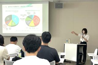 留学生向け「就活セミナー」を開催