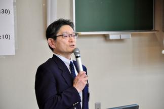 「救急医療」をテーマに模擬講義を実施した高須修教授