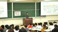 九州の業界を牽引する企業代表が講演「仕事とキャリア」【基盤教育研究センター酒井佳世准教授】