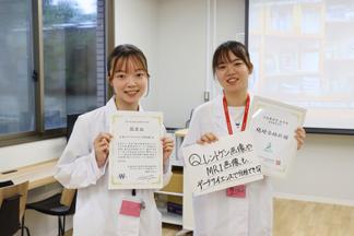 診療情報管理士を体験!白衣&認定証でなりきりショット