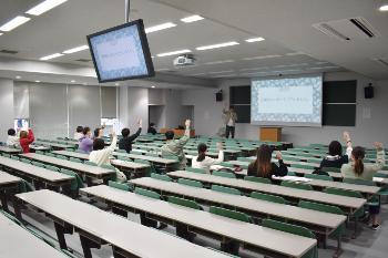 対面授業を再開 ~コミュニケーションに溢れた大学生活を取り戻す