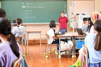 大刀洗町立大堰小学校の5年生と交流