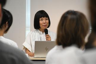 ゲストスピーカーの吉岡麻衣さん（言語聴覚士、ことばの教室ことりんく代表）