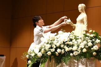 新たに女子学生の希望者にもエンブレムが授与されるようになりました