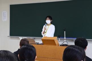 久留米市役所総務部人材育成室の尊田さま