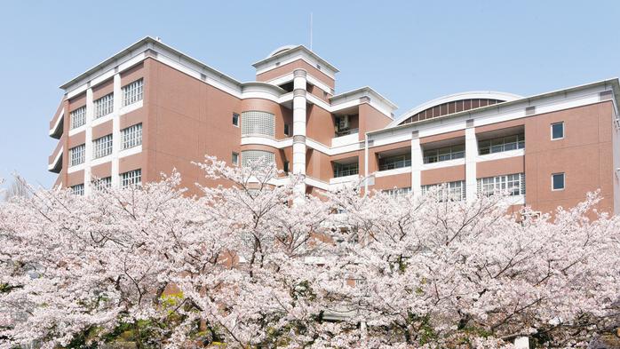 米国医師資格試験(USMLE)step1を高得点で合格した定永高幸先生(免疫学講座)からの受験に関するアドバイス