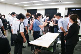 会場では活発な情報・意見交換がなされました