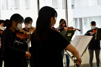 のだめ弦楽合奏団の学生による生演奏