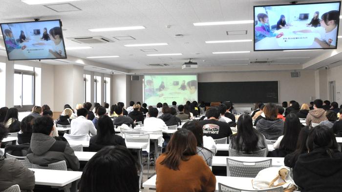 【情報社会学科】「第15回 2025年度ゼミ対抗プレゼン大会」を開催