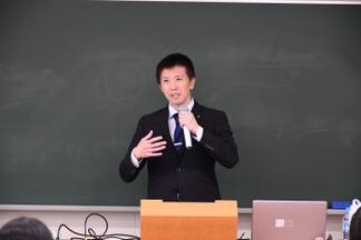 人事・採用担当 上野良高氏