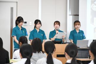 在学生がリアルな学生生活を紹介