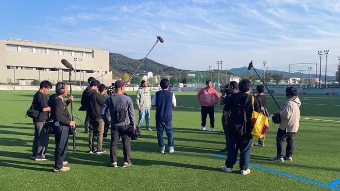 御井キャンパスでテレビ番組の収録が行われました