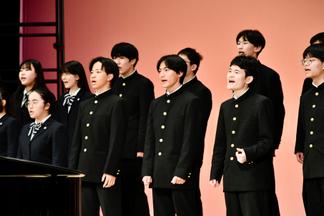 生徒たちの美しい歌声が会場に響きました