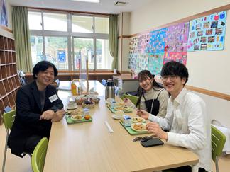 木下先生と岩橋さんと串田さん