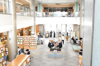 図書館の様子(カードラリー)