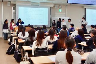 プレゼンテーションの様子
