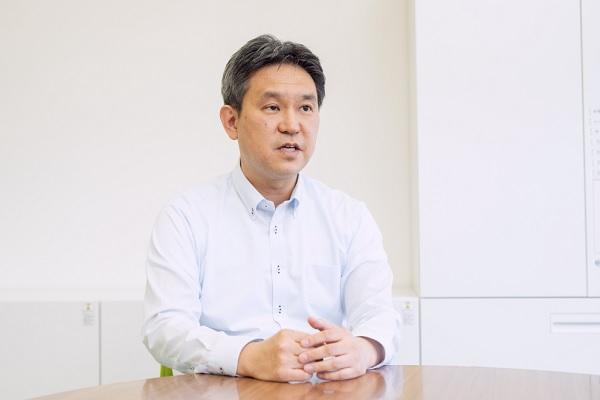 小児のC型肝炎が8~12週間の内服薬で完治することを明らかに