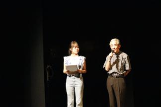 「井上伝研究プロジェクト」井上伝の子孫 三島康弘さん（右）