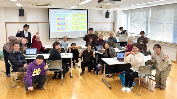 学生サークルteam.csvが高齢者向けにAI体験ワークショップを企画・開催【商学部】