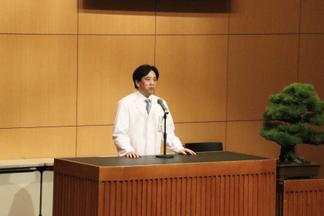 山本　健医学部長