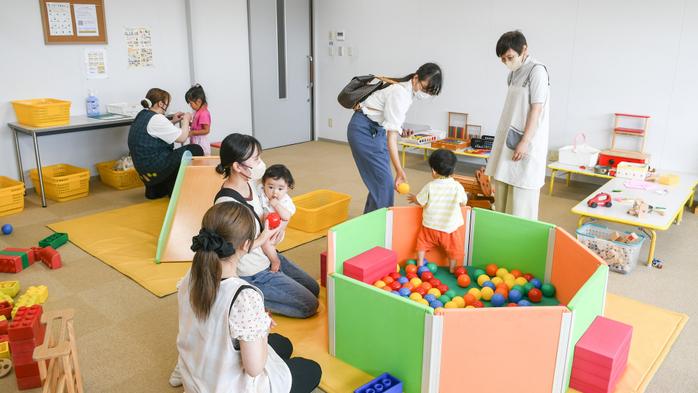 「つどいの広場」が開室 子育て支援講座を開催