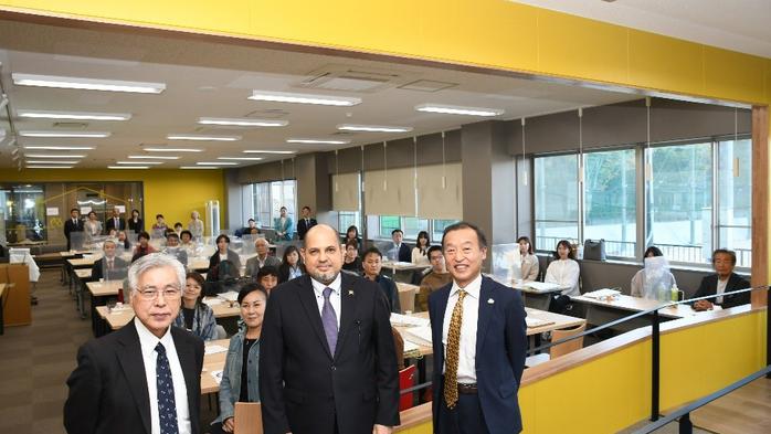 「オマーンを知る一日」開催(オマーン大使を迎え、連携協定締結のジャミール商事と)