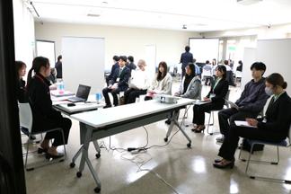 多くの学生が参加しました