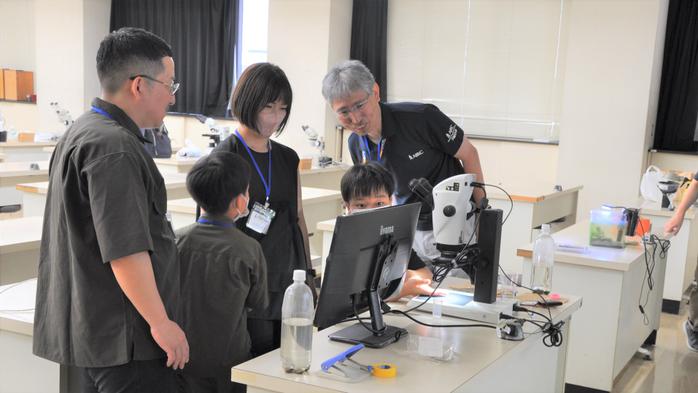 先端イメージング研究センター「夏休み顕微鏡体験ワークショップ」 