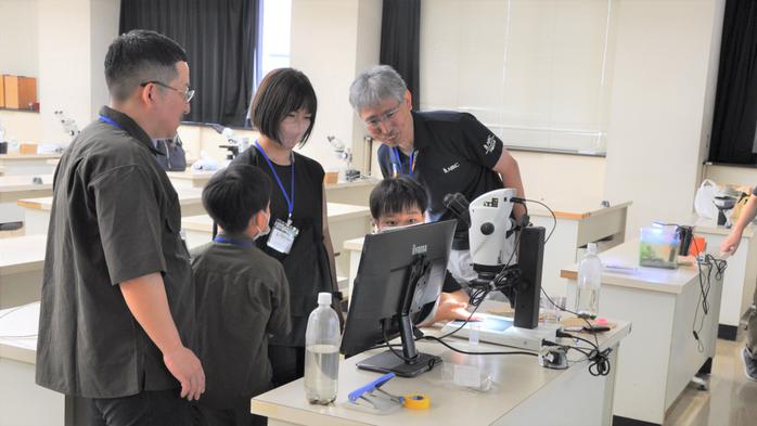 先端イメージング研究センター「夏休み顕微鏡体験ワークショップ」