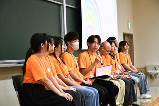 在学生による座談会「クルトーーク!!」