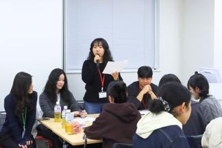 意見をまとめて、韓国語と日本語で発表