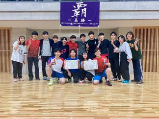 渡部さん(写真前列左)と福田さん(写真前列右)